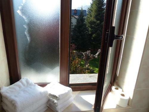 Hotel Hostal Vall D'�neu