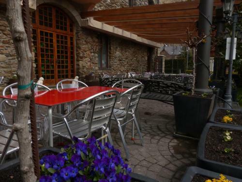 Hotel Hostal Vall D'�neu