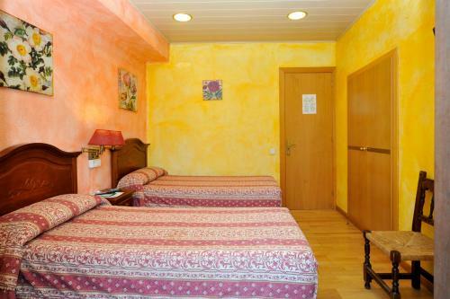 Hotel Hostal Vall D'�neu