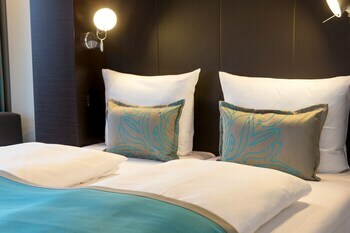 Hotel Motel One Stuttgart-bad Cannstatt