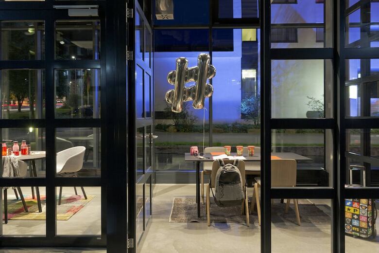 Hotel Moxy Stuttgart Airport/messe