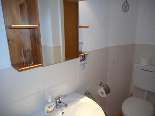 Hostal Pension Haus Christa - Adults Only