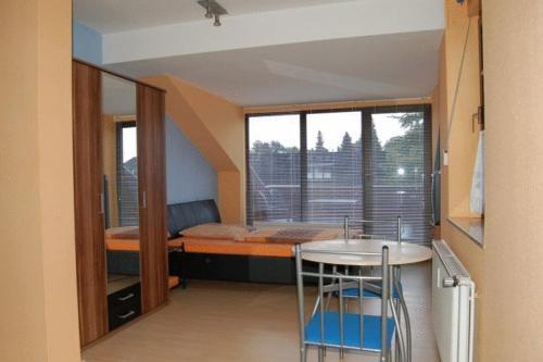 Hostal Pension Strohm Im Lieth Caf�