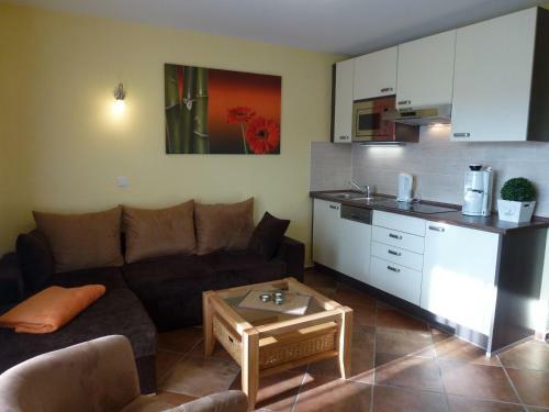 Family Apartments Tom