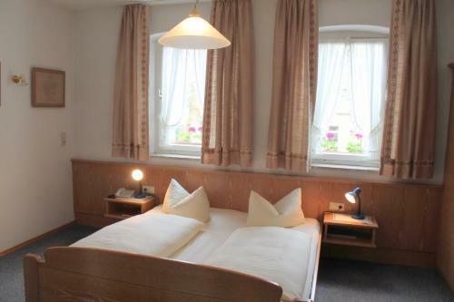 Hostal Hotel Bezold