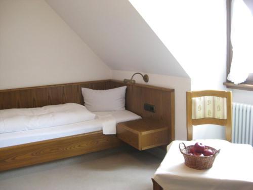 Hostal Gasthaus Zur Sonne