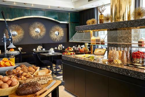 Carls Hotel