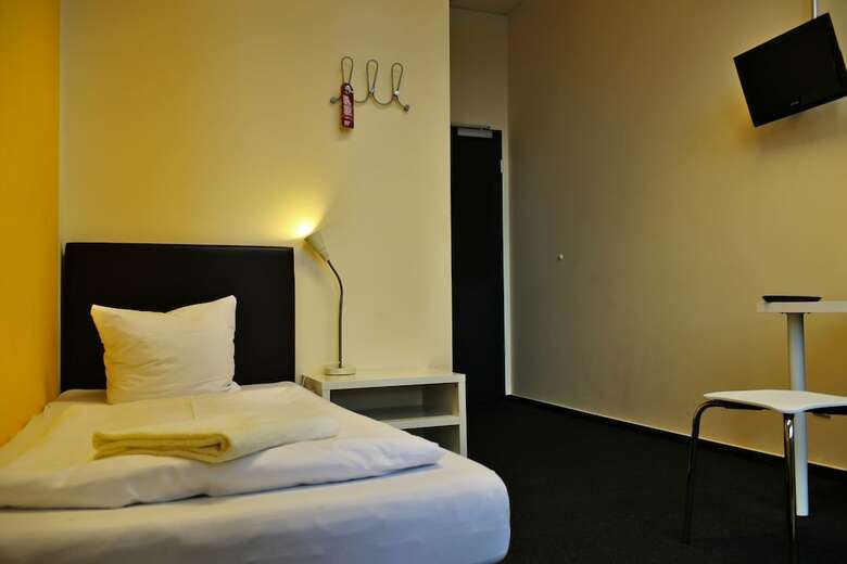Hostal Industriepalast Hostel & Hotel Berlin