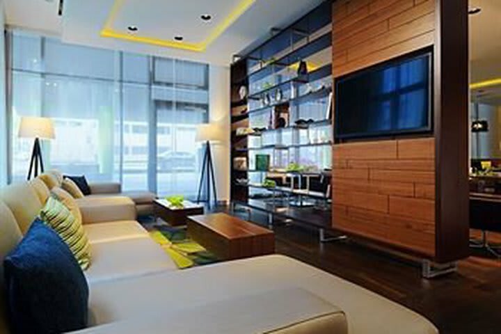 Hotel Courtyard By Marriott Cologne
