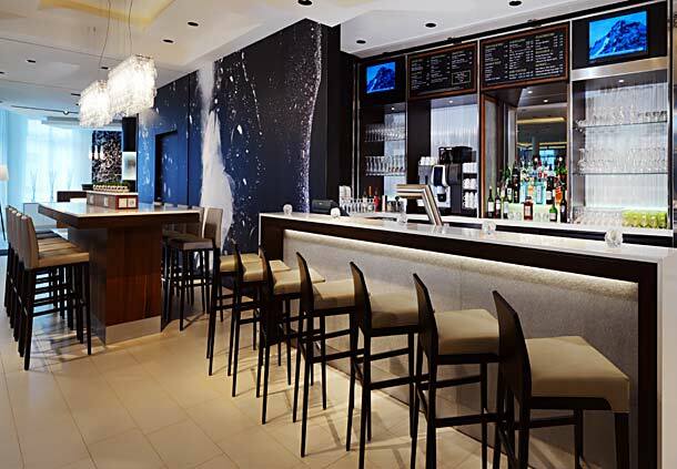 Hotel Courtyard By Marriott Cologne