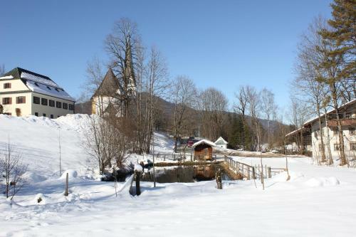 Hostal G�stehaus Aicher