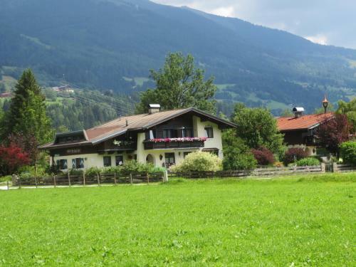 Hostal G�stehaus Scharler