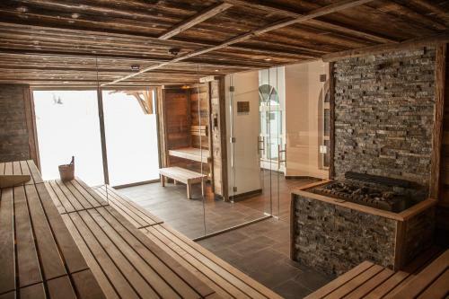 Hostal Apart-pension Haus Arina