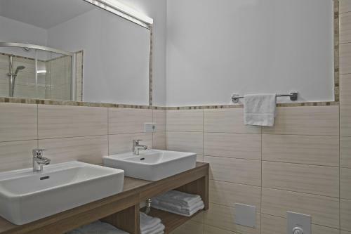 Apartamento Alte Schule De Luxe Appartements