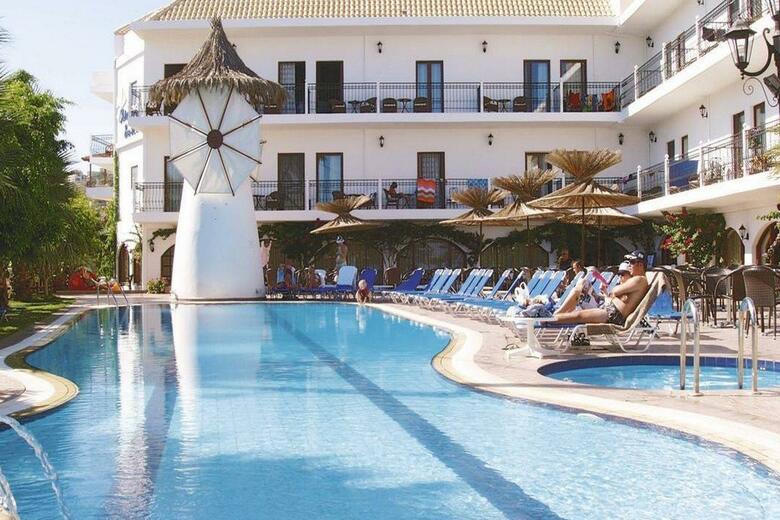Hotel Almyrida Beach