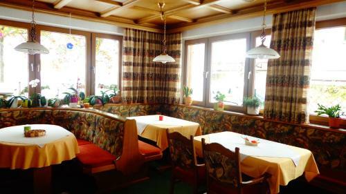 Hostal Haus Bergkristall
