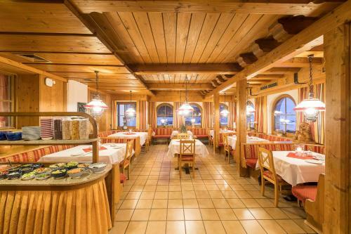 Hostal Tuxerst�bl