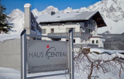 Hostal Haus Central