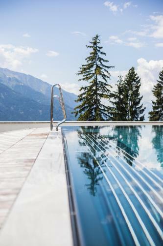 Nidum - Casual Luxury Hotel