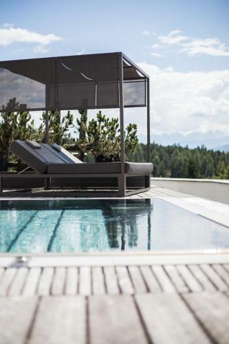 Nidum - Casual Luxury Hotel