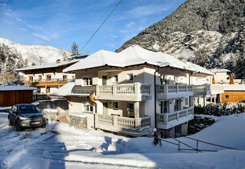 Hostal Villa Ambach