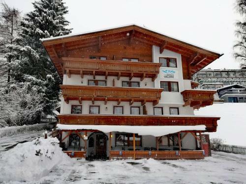 Hotel Valerie