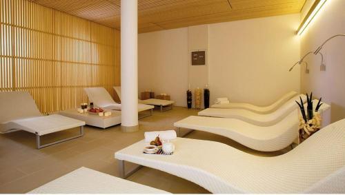Superior Hotel R�ssle