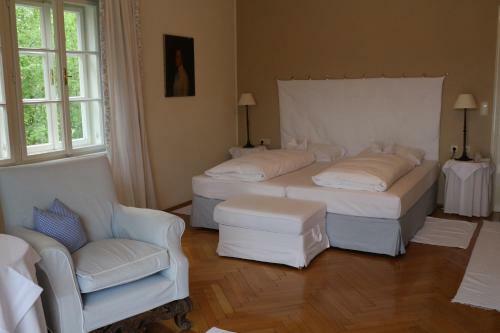 Hotel Seeschl��l Velden