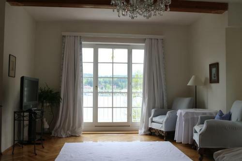 Hotel Seeschl��l Velden