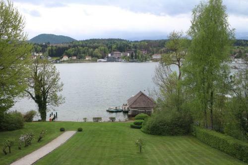 Hotel Seeschl��l Velden