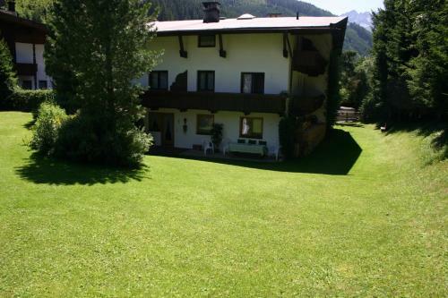 Hostal Lodge Tirolerhof