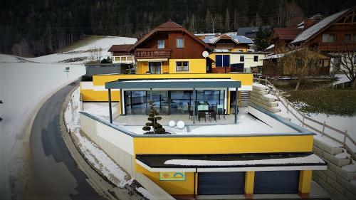 Sun Chalet