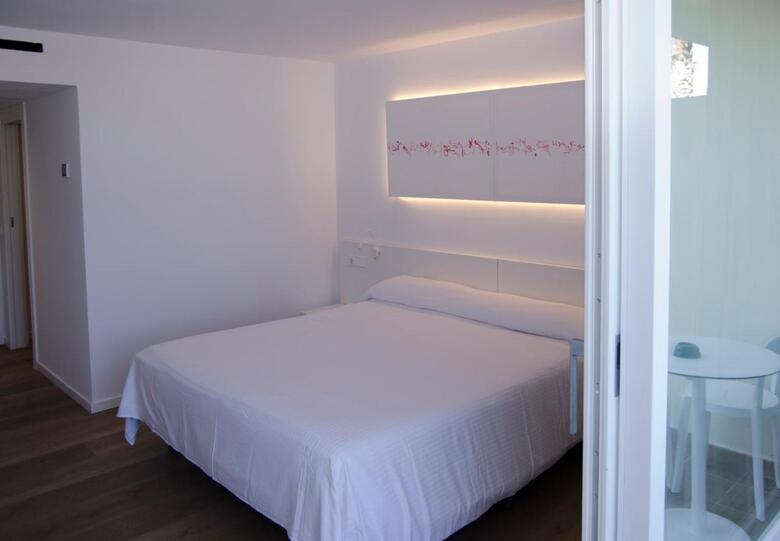 Hotel Moon Dreams Paraiso - Adults Recommended