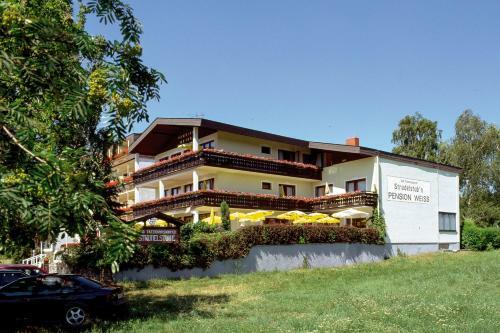 Hostal Hotel & Kurpension Weiss