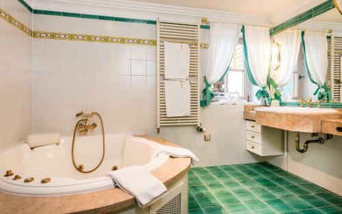 Traumhotel ...liebes Rot-fl�h