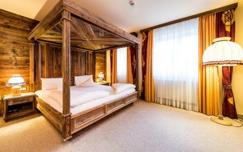 Traumhotel ...liebes Rot-fl�h