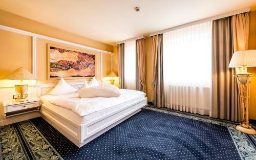 Traumhotel ...liebes Rot-fl�h