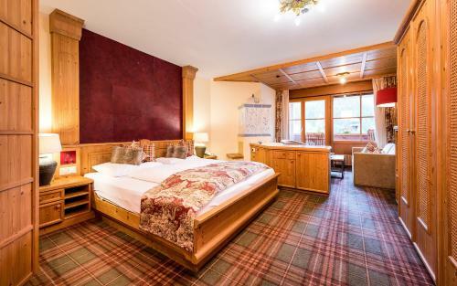 Traumhotel ...liebes Rot-fl�h