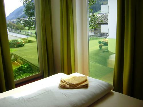 Almandin Apartments