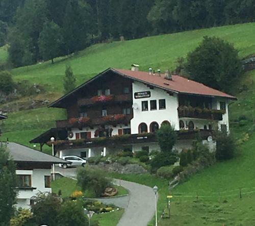 Hostal Pension W�rg�tter