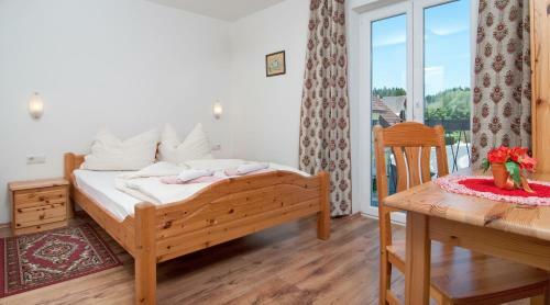 Hostal G�stehaus Lutschounig