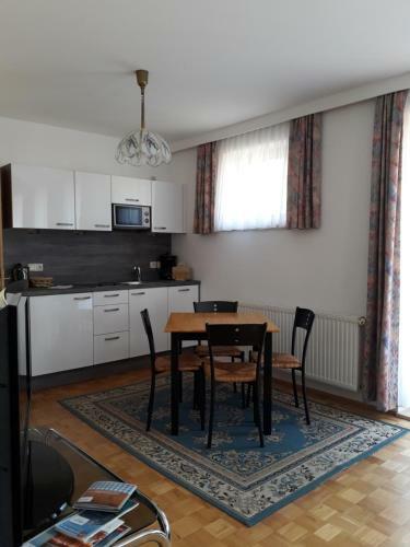 Hostal G�stehaus Lutschounig