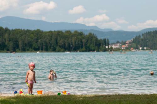 Hostal G�stehaus Lutschounig