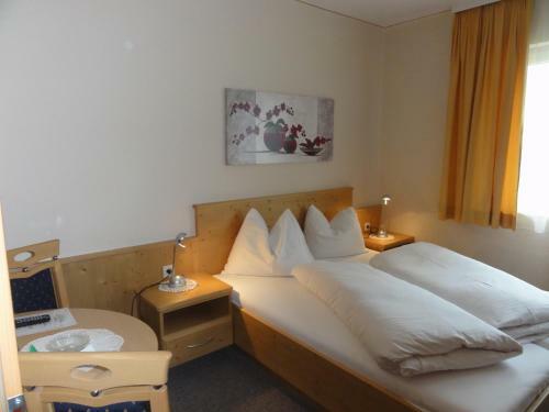 Hostal Pension Haus Eden