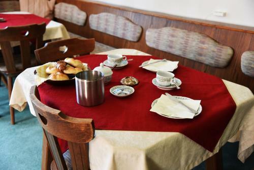 Hostal Fr�hst�ckspension Pachler