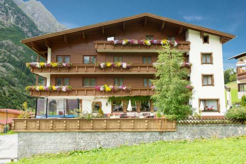 Hostal Pension Mittagskogel