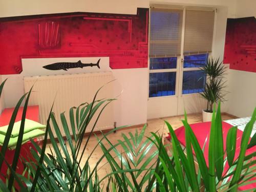 Jack's Lake & Mountain (jlm) Hostel