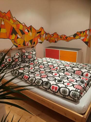 Jack's Lake & Mountain (jlm) Hostel