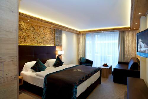 Hotel Tirol