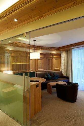Hotel Tirol